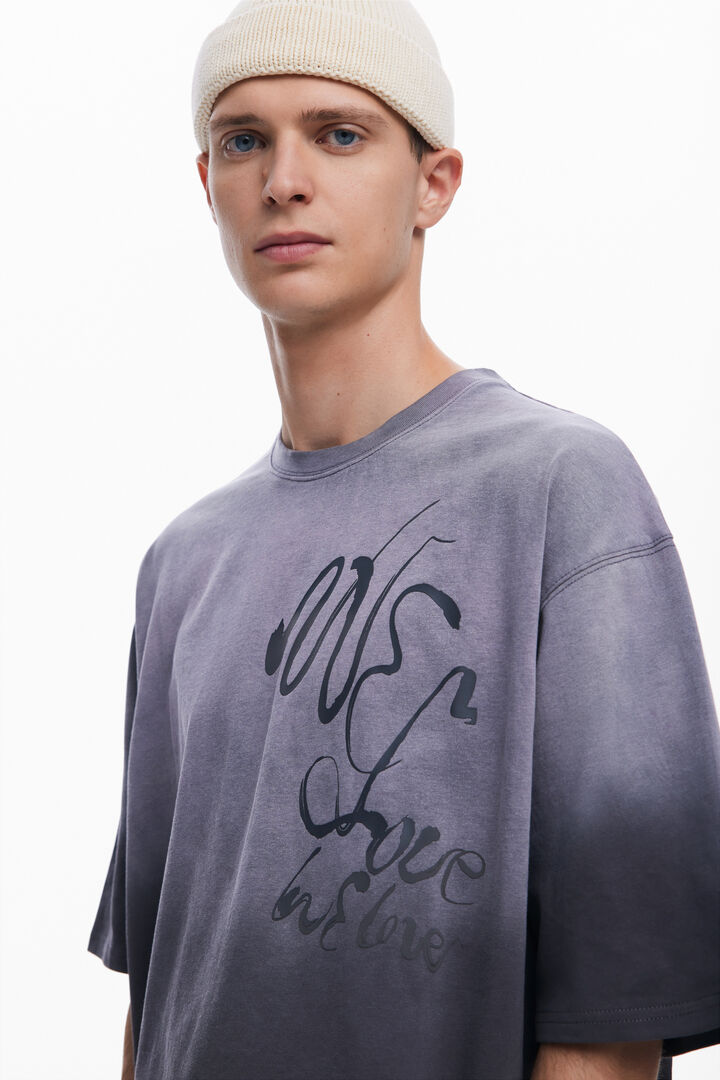 T-Shirt mit Farbverlauf und Kritzeleien | Desigual