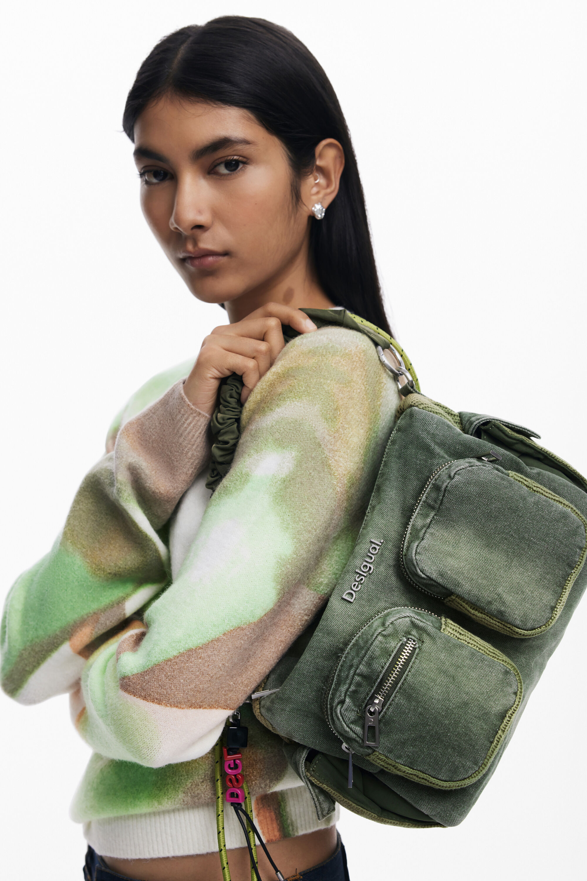 ミディアムサイズのコンビネーションデニムバッグ 女性用 I