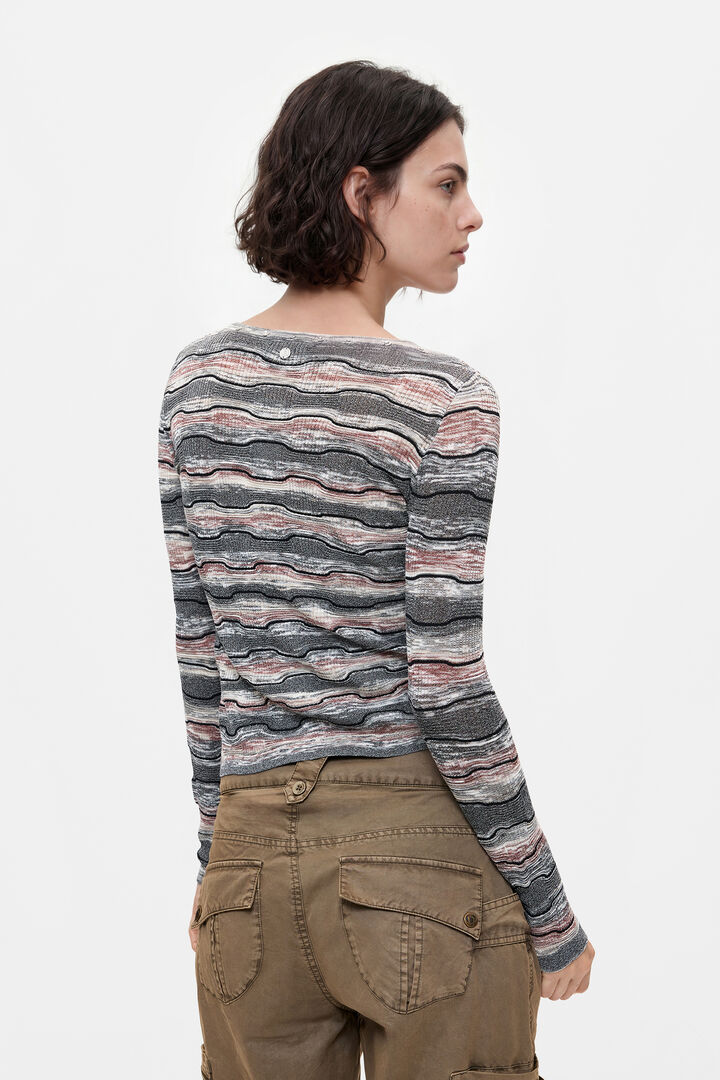 Feiner gestreifter pullover