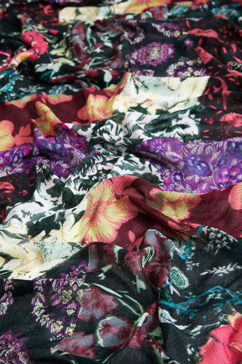 Rectangular foulard floral patch | Desigual