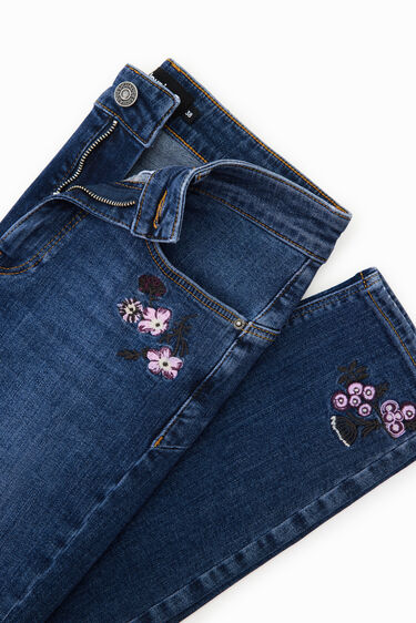 Skinny push-up jeans with embroidered flowers | Desigual
