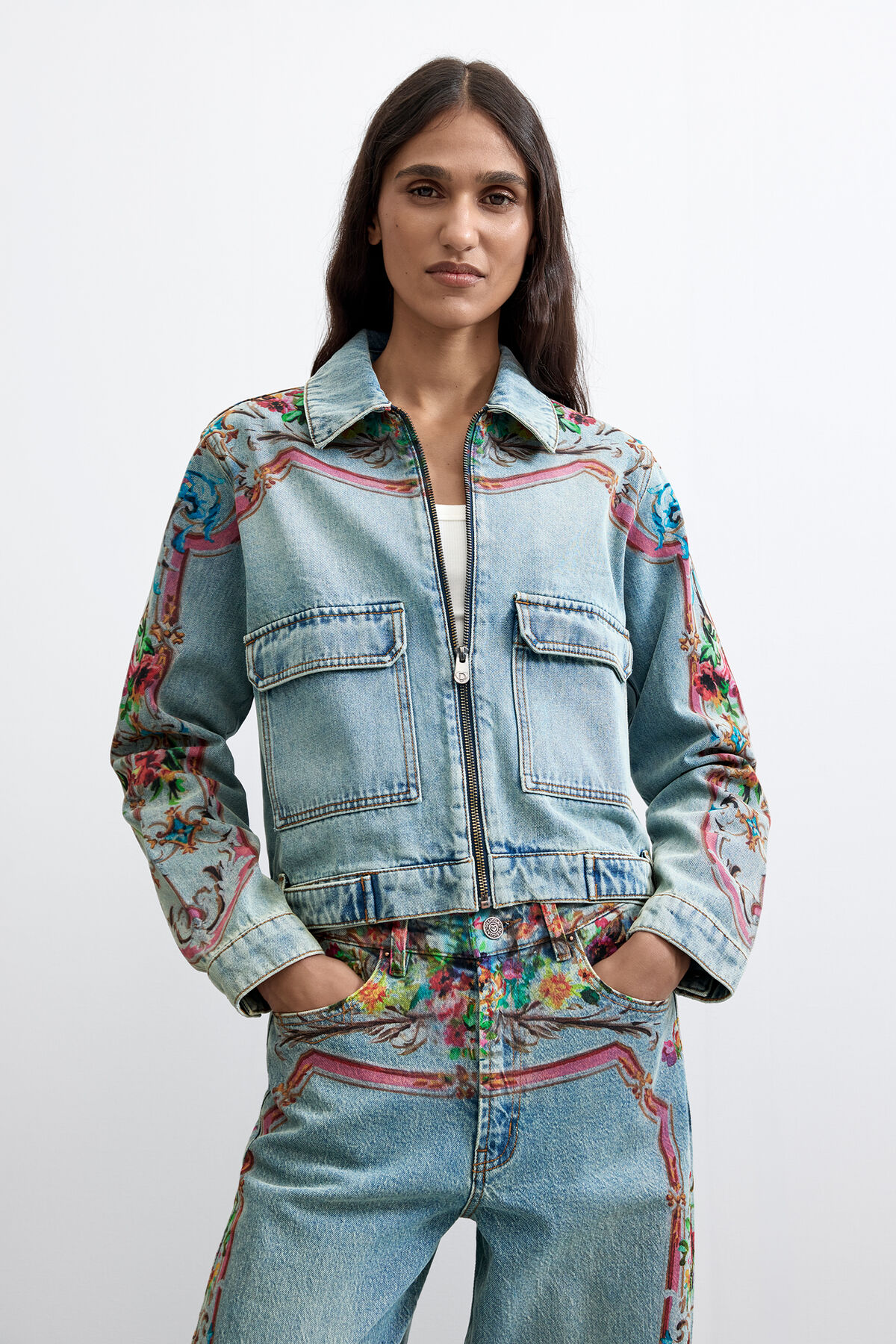 刺繍入りデニムジャケット 100％コットン 青 女性用 I Desigual.com