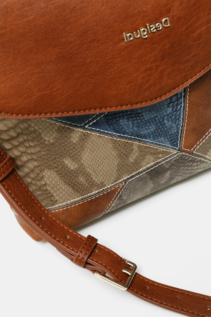 Little square sling bag reptile patch | Desigual