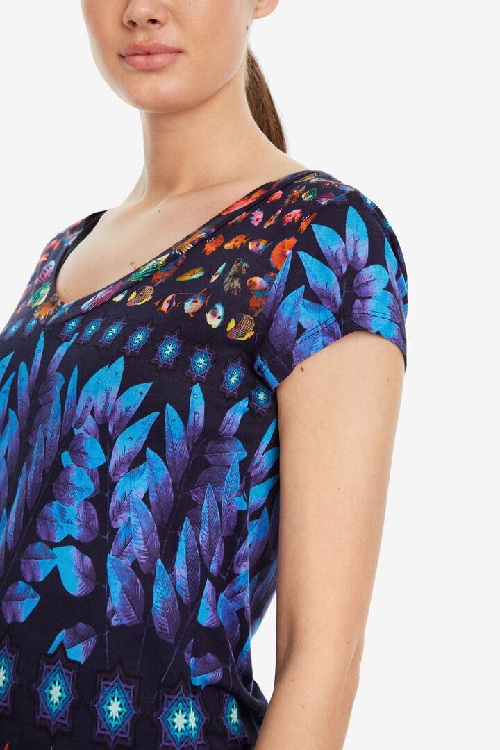 T-shirt with Tropical Fish Erika | Desigual