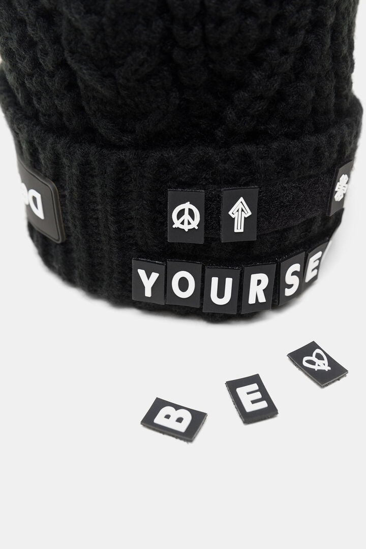 Gorro tricot letras quita y pon | Desigual