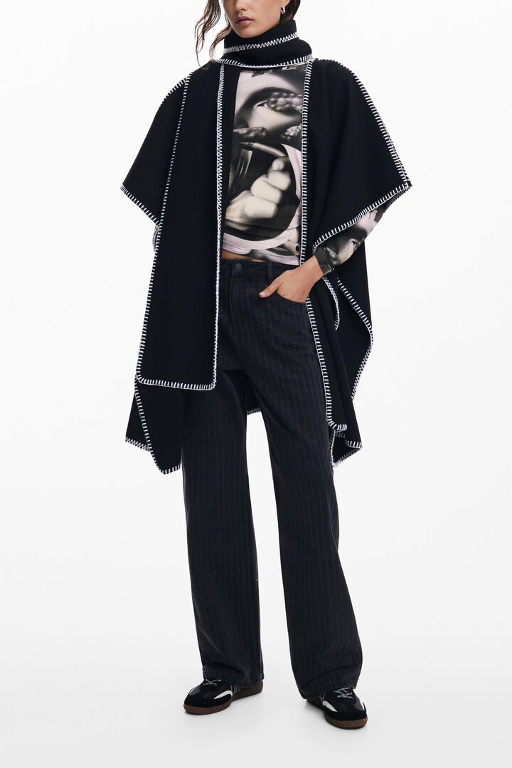 Poncho with scarf | Desigual