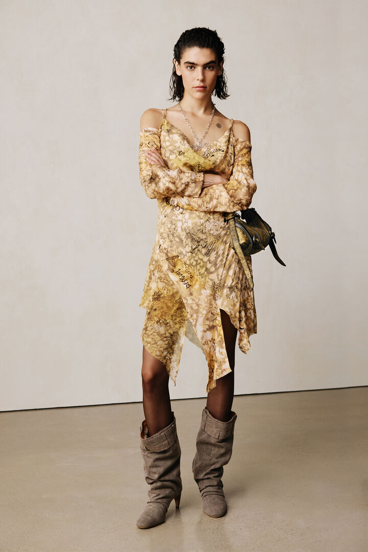 Studio flowy dress