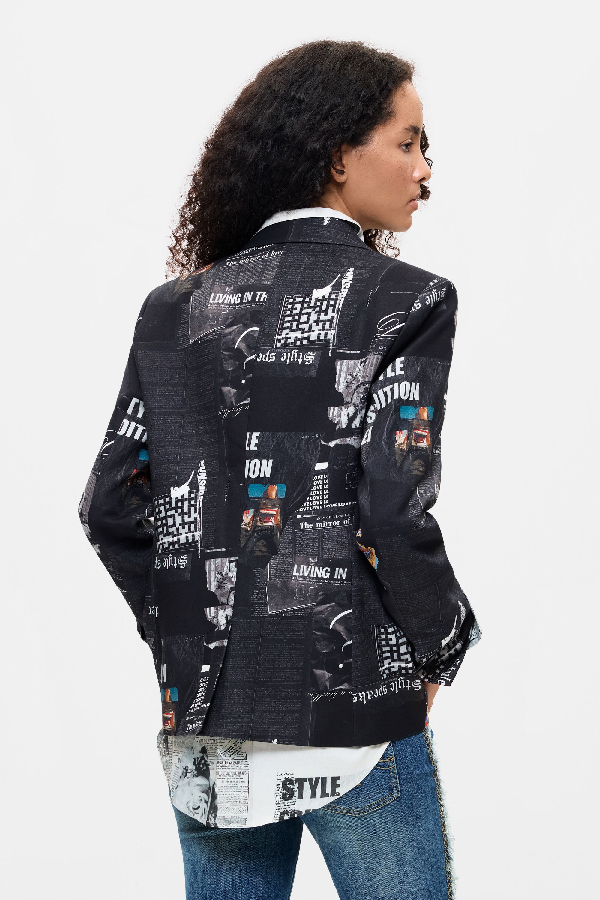 パッチワーク柄のテーラードジャケット 黒 女性用 I Desigual.com