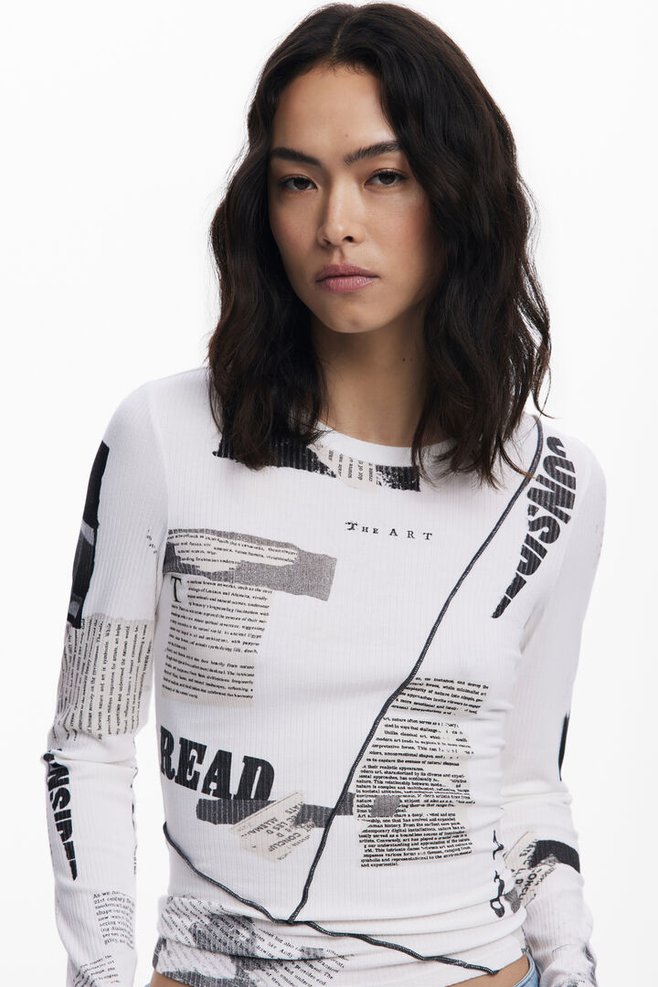 Ribbed newspaper T-shirt | Desigual
