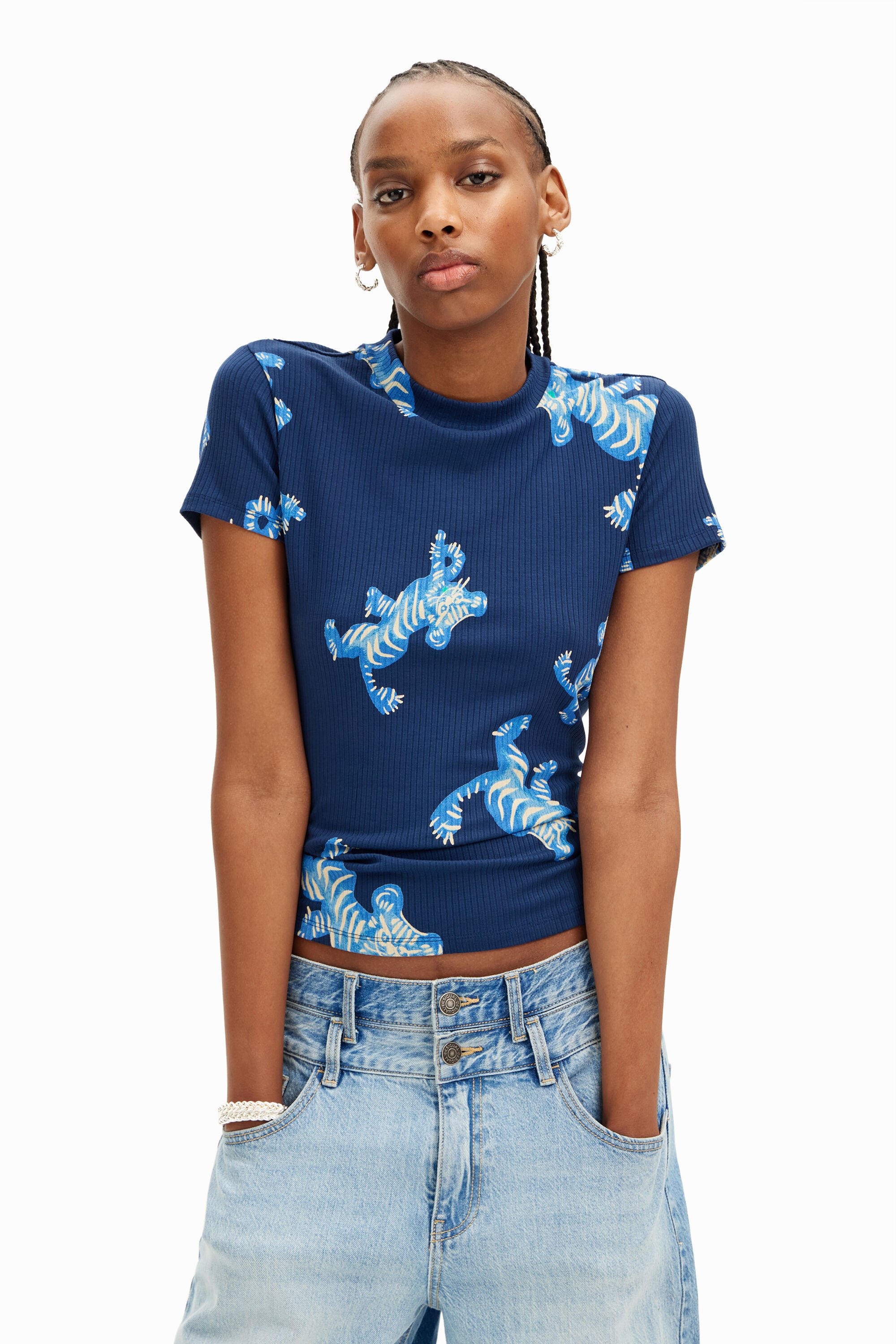 Shop Desigual T-shirt In Blue