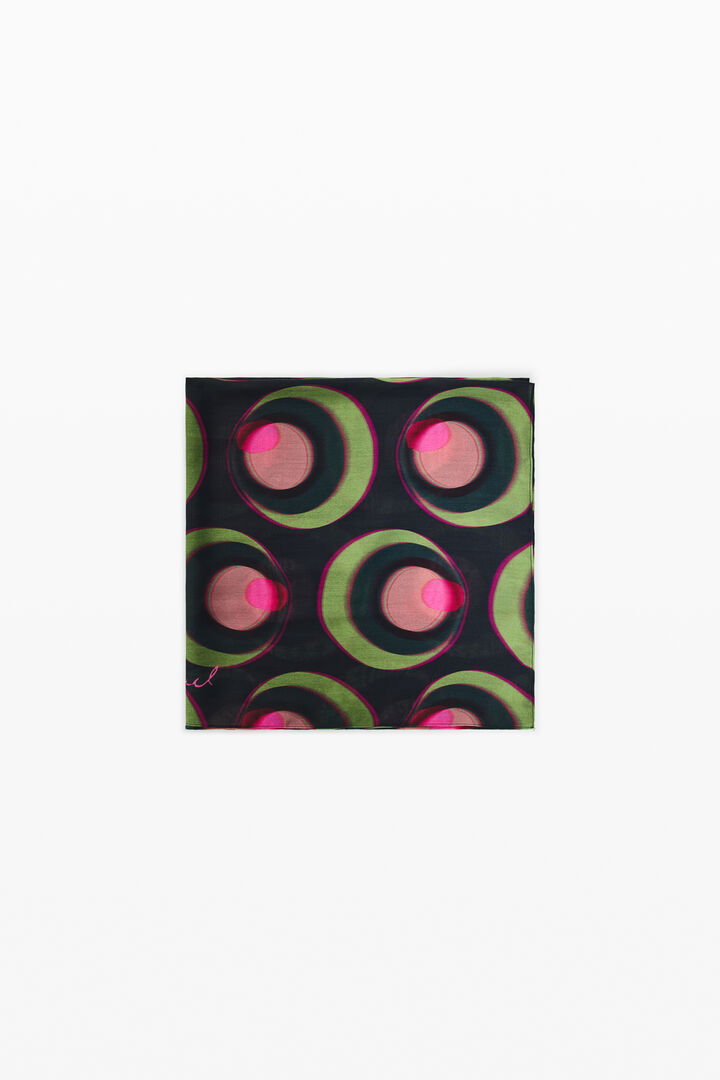 foulard stampato quadrato