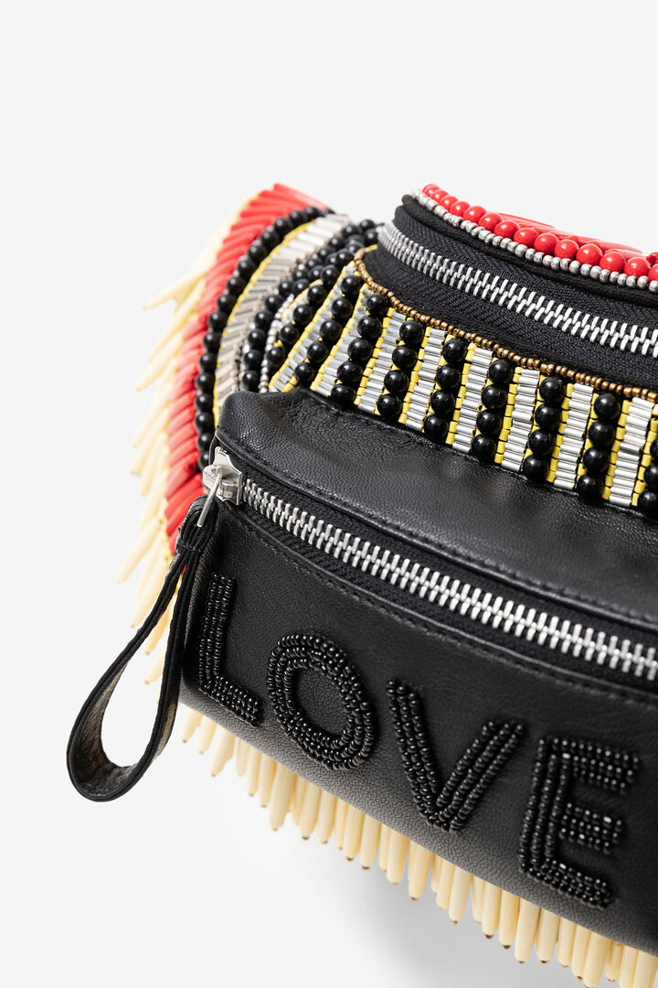 Bum bag Masai inspiration and LOVE | Desigual