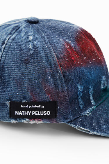 Nathy Peluso limited edition cap | Desigual