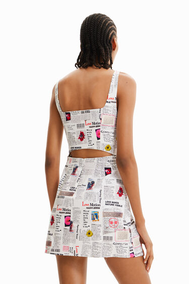 שמלת מיני בהדפס עיתון | Desigual