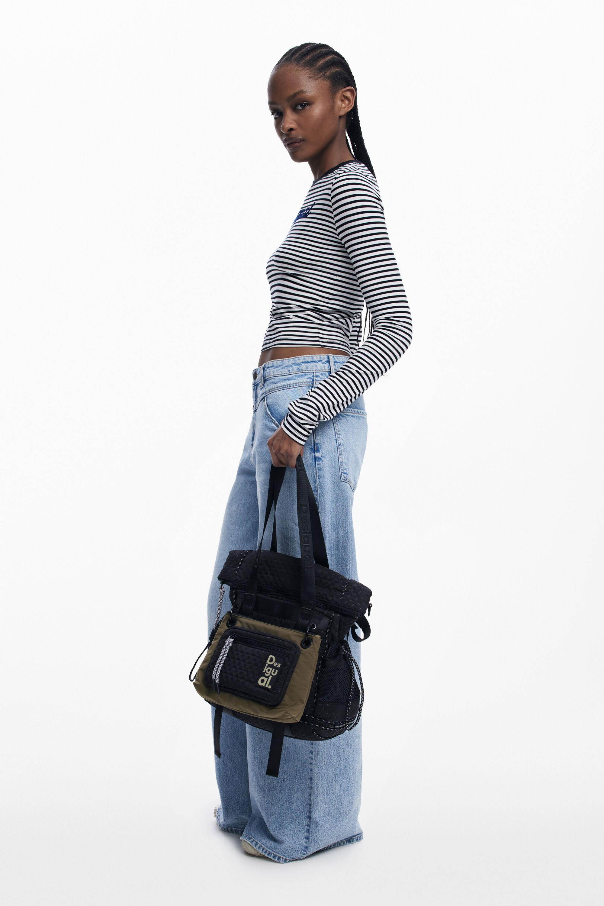 マルチポジションのボイジャーXLバックパック 女性用 I Desigual.com