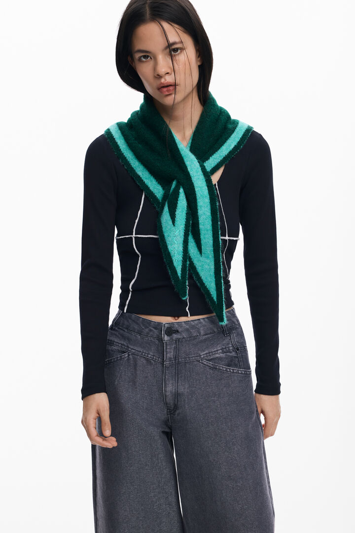 TRIANGLE SCARF | Desigual