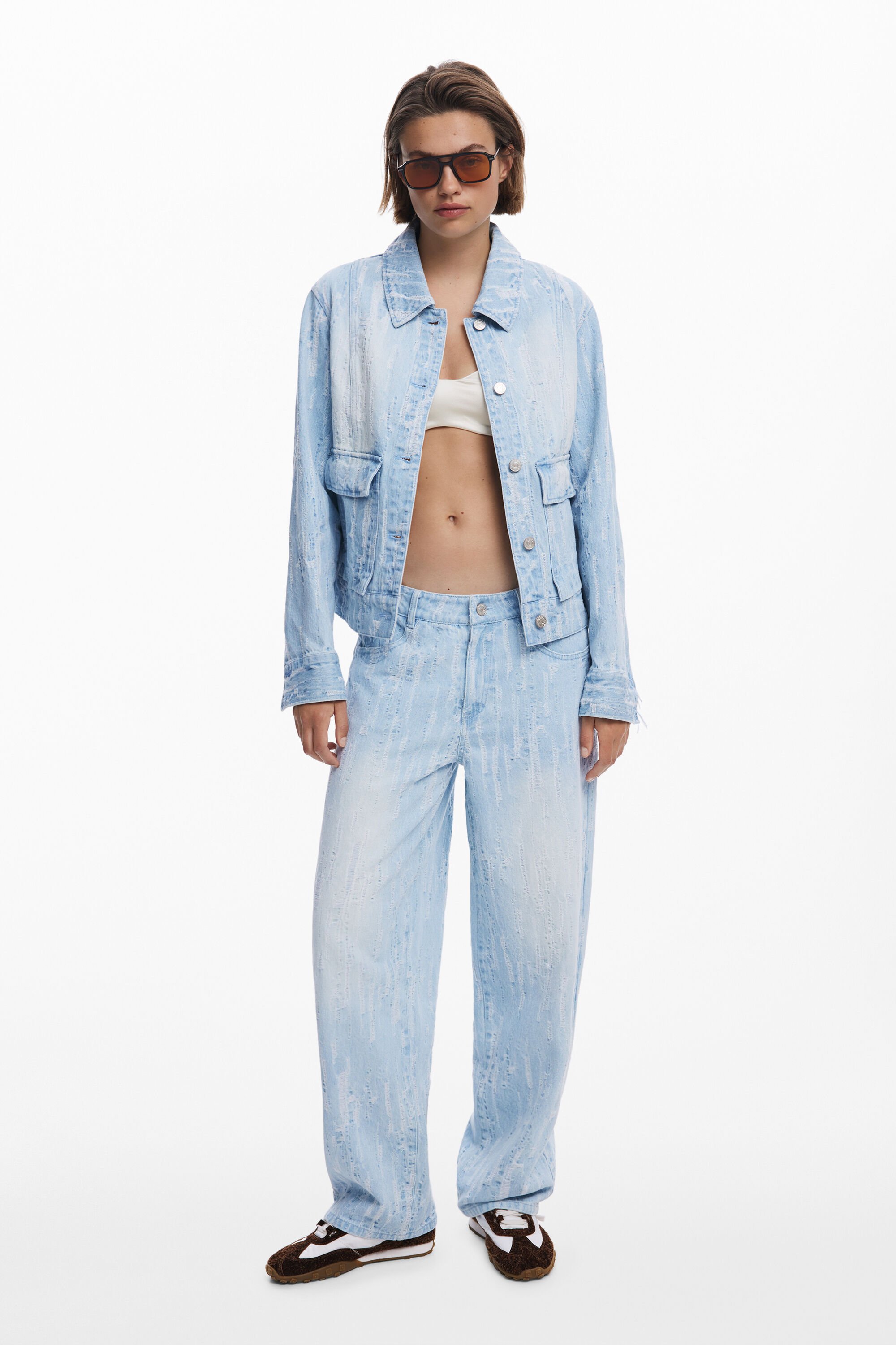 Jeans mit Risseffekt