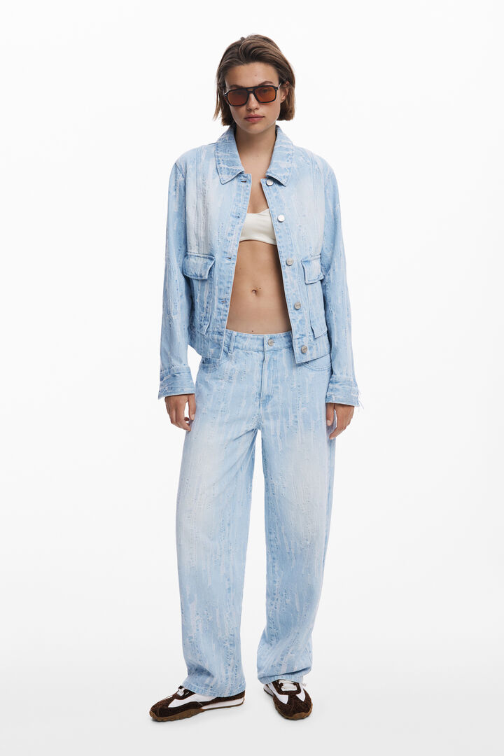 Ripped effect jeans