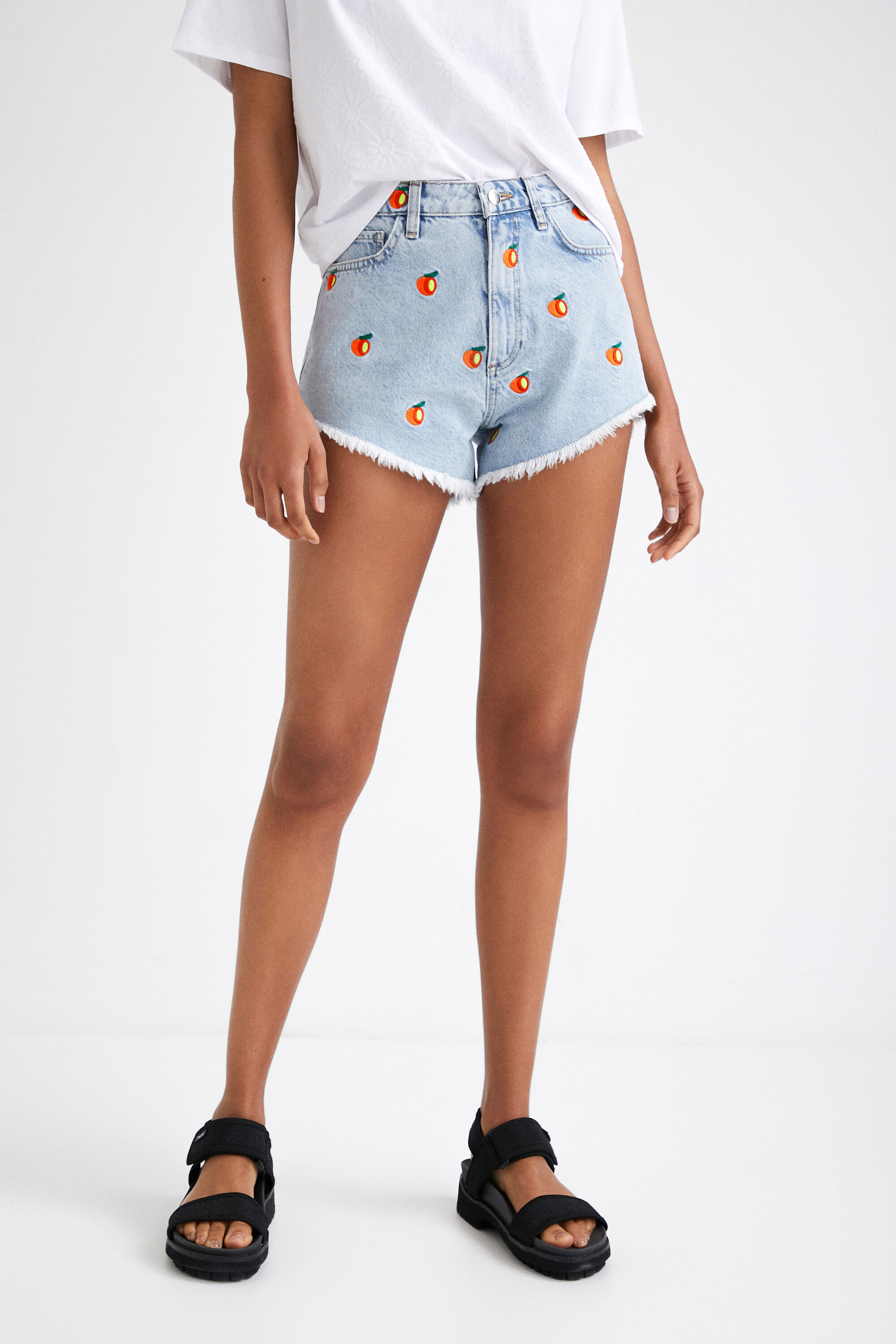 Denim fruit shorts | Desigual.com