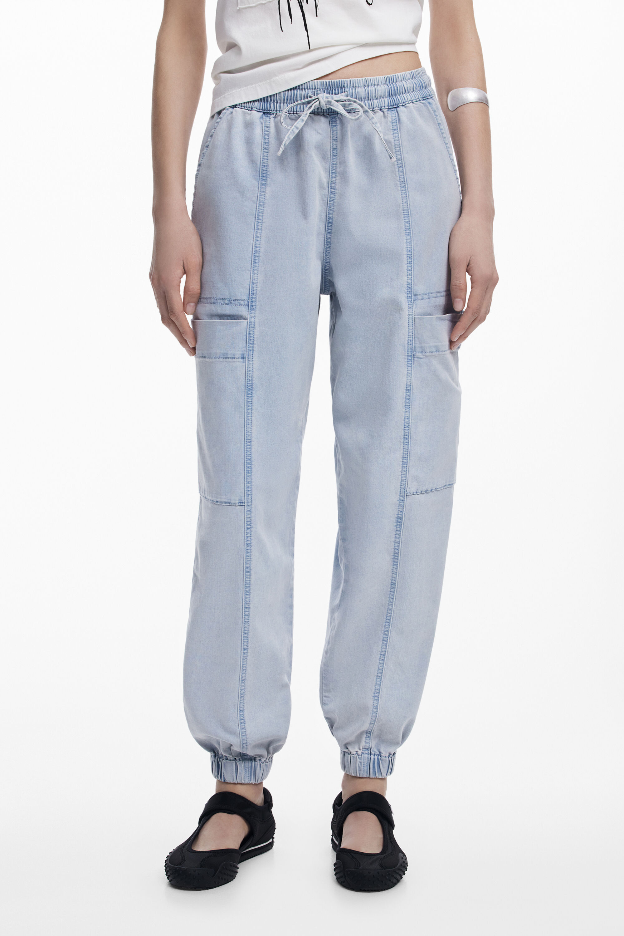 Desigual Light Jogger Jeans In Blue