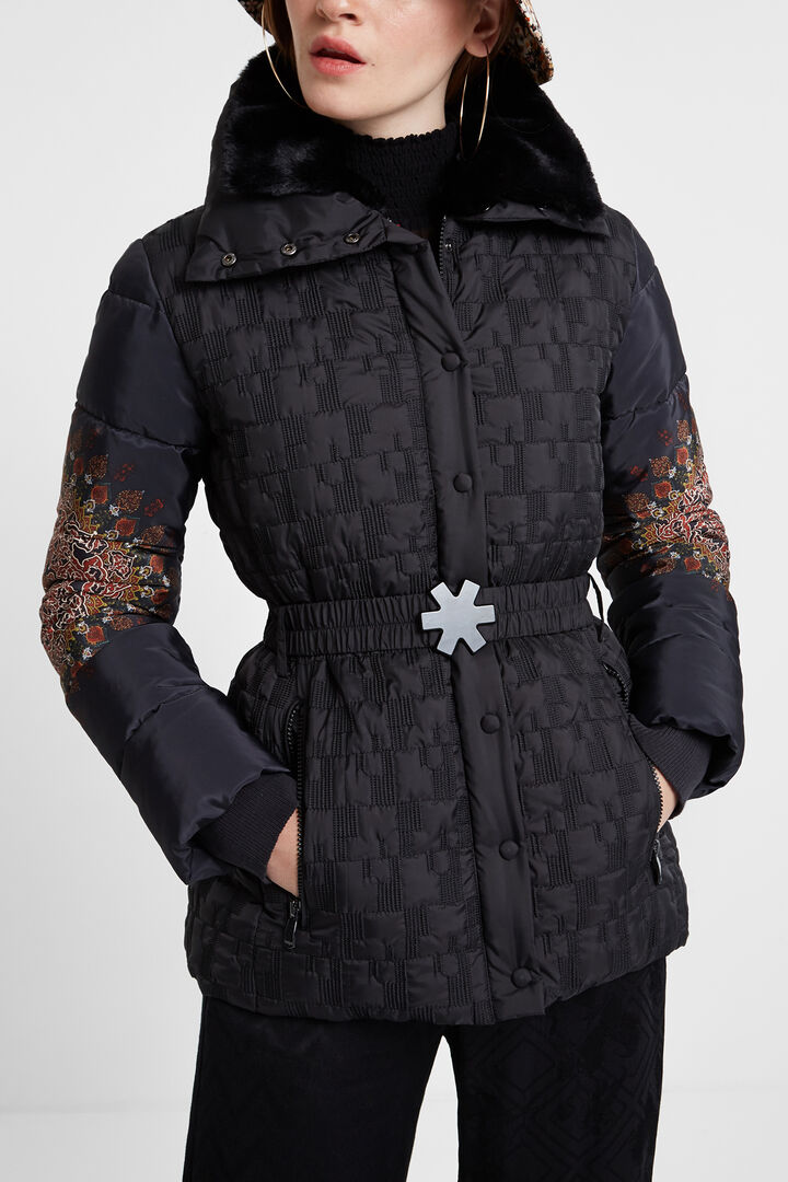 Adjustable waist funnel neck padded jacket | Desigual