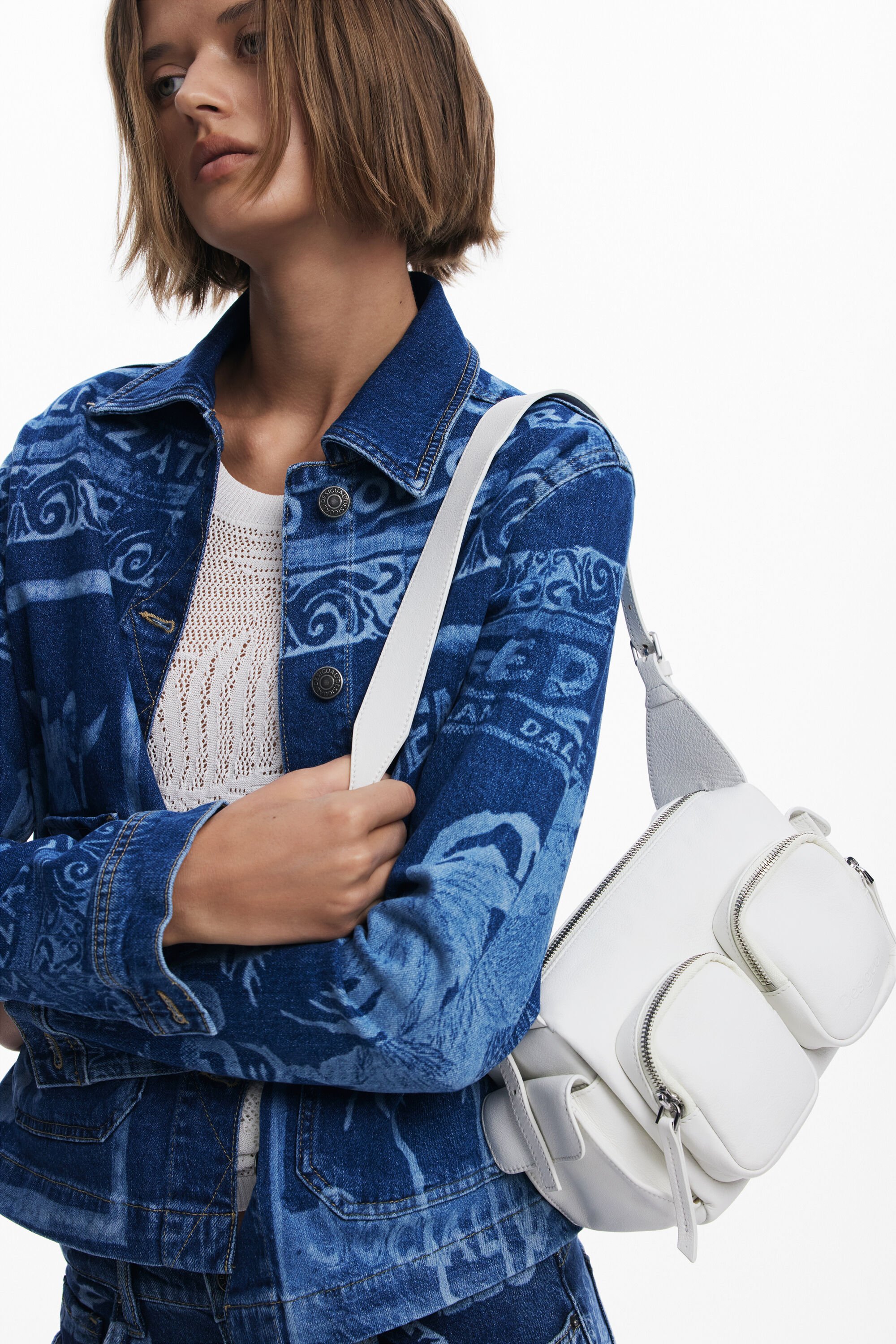小さなポケット付きレザーバッグ I Desigual.com