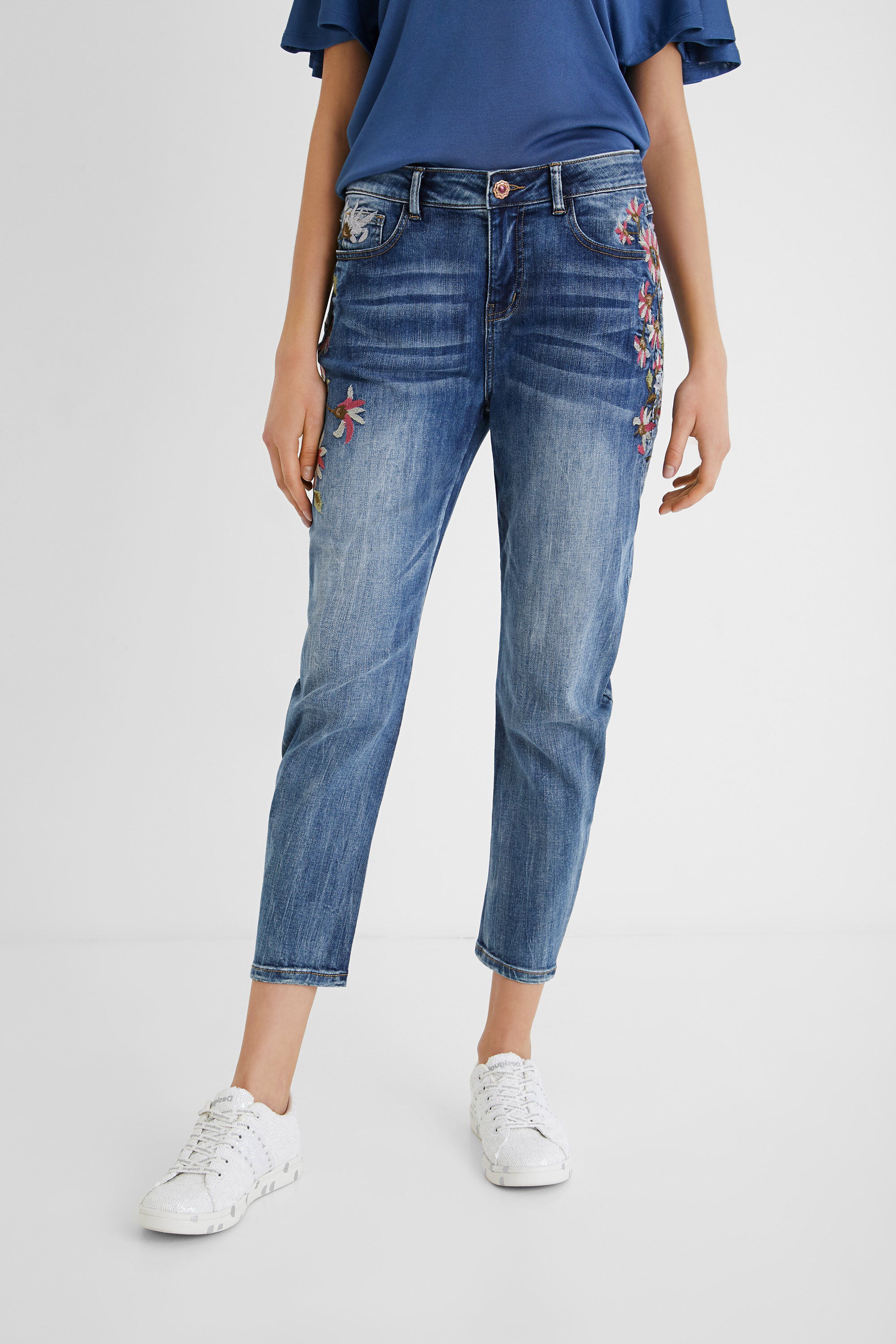 Floral Boyfriend ankle jeans | Desigual.com