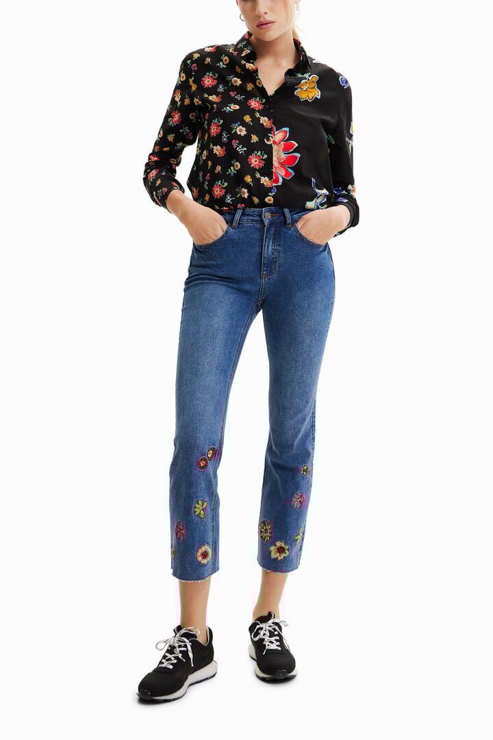 Vaqueros Flare cropped bordado flores | Desigual