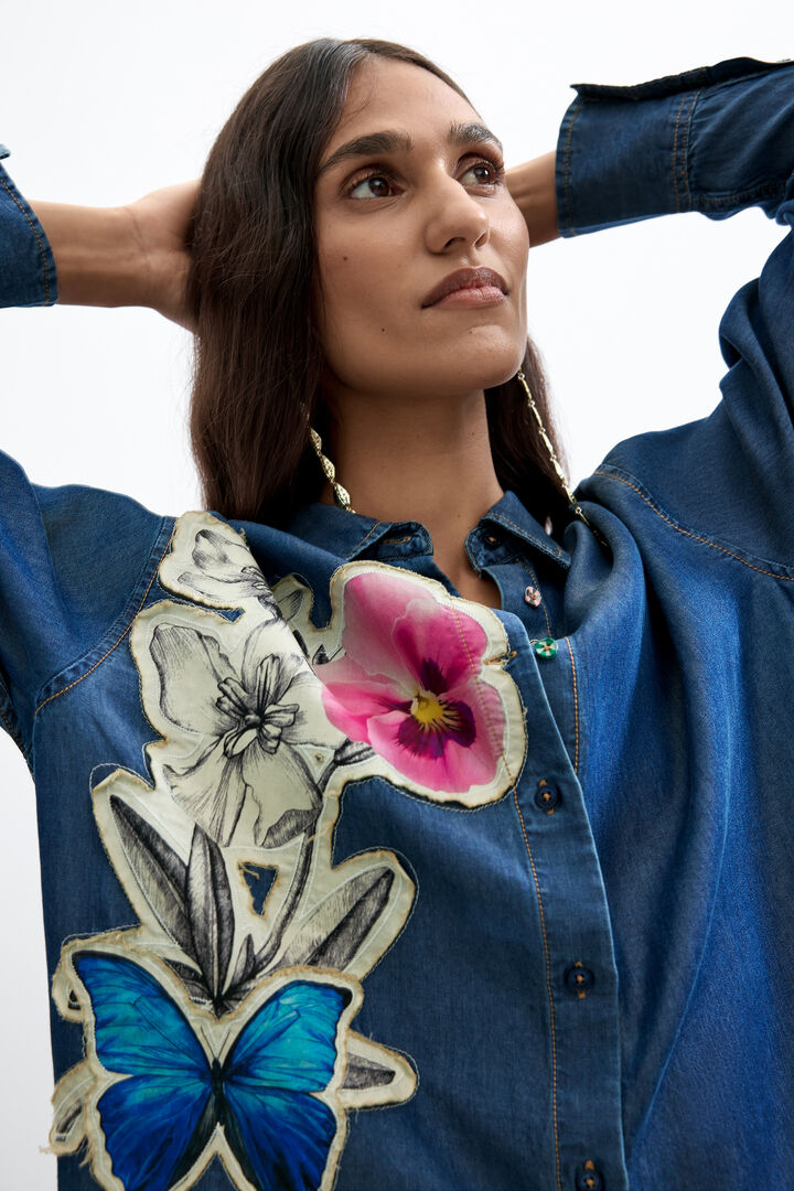 Camisa bordada flores