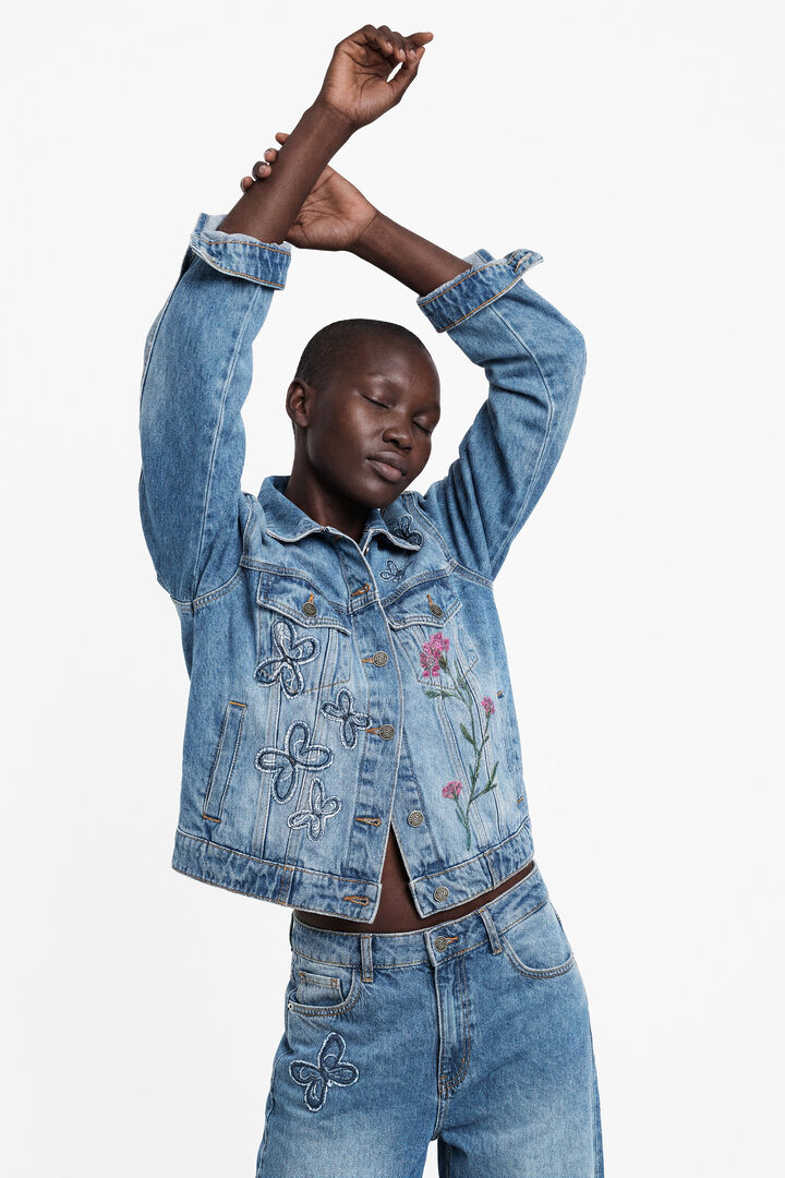 Embroidered denim jacket 100% cotton