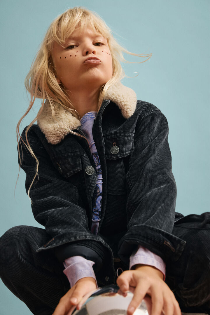 Jacket with sherpa collar