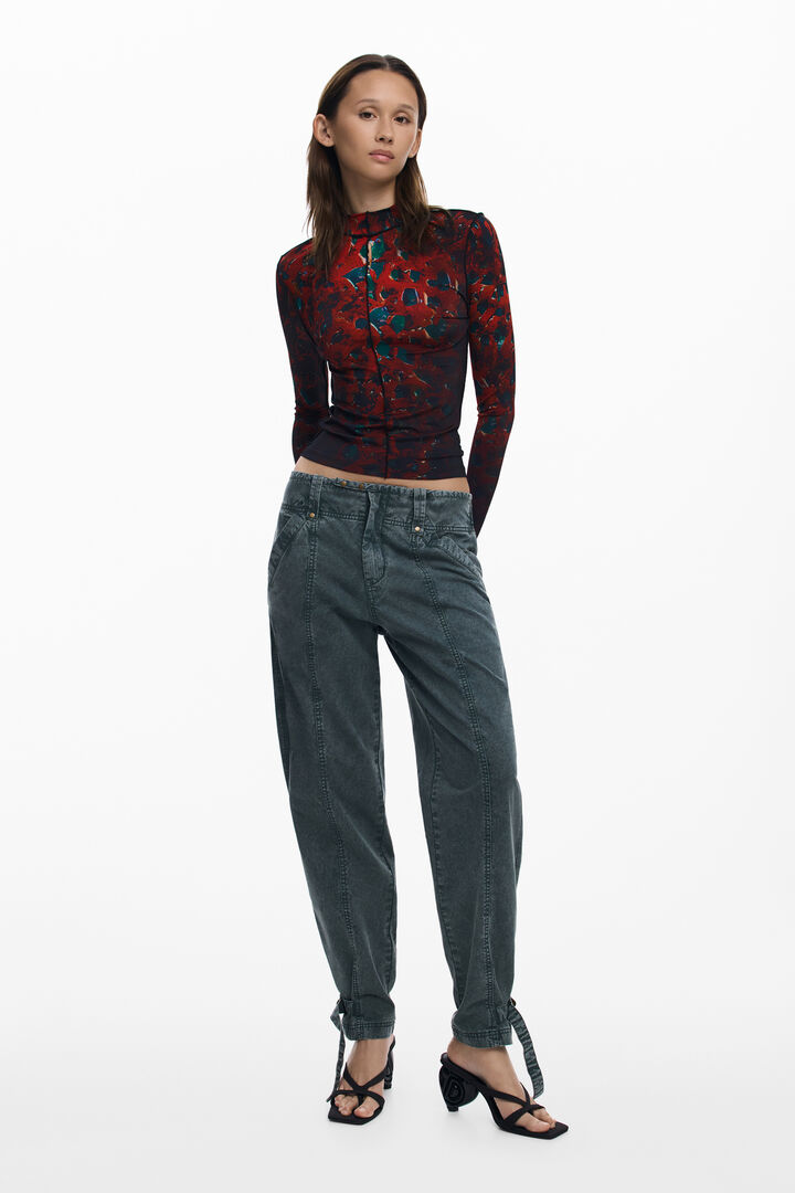 T-Shirt mit Blättern und Nähten | Desigual