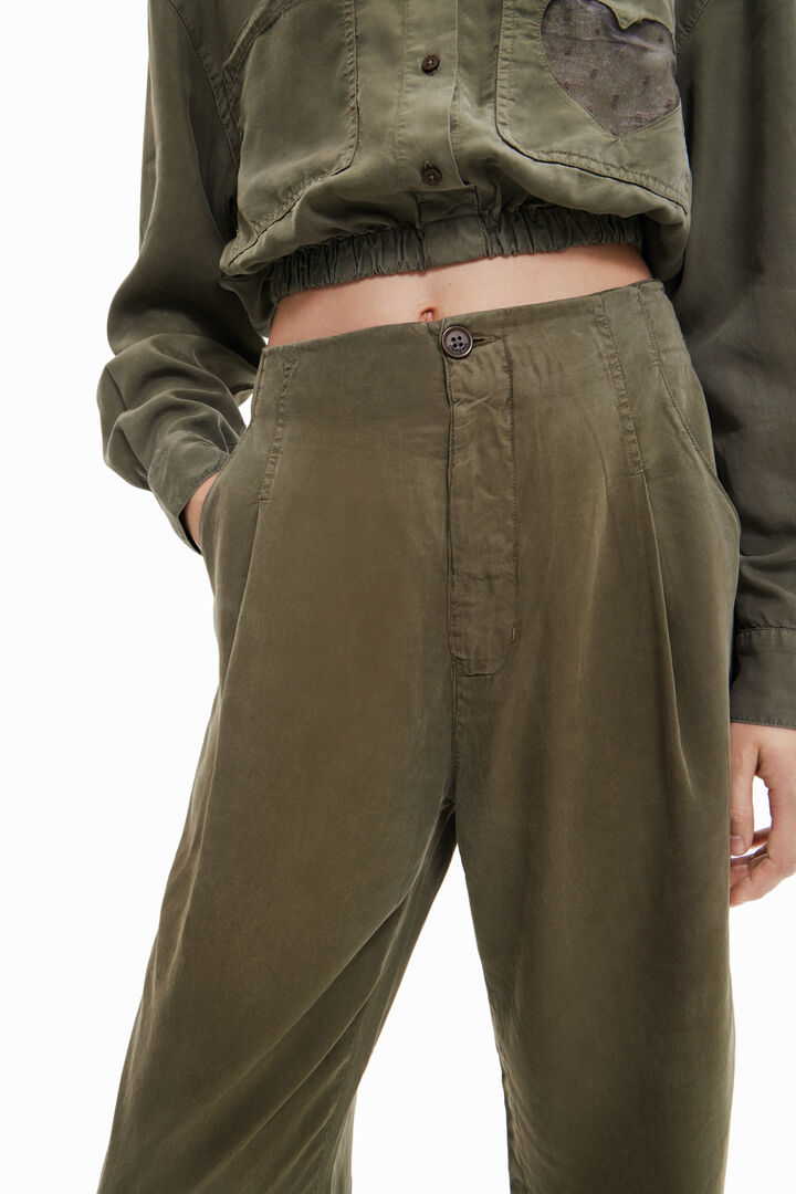 Pantalón slouchy pinzas | Desigual