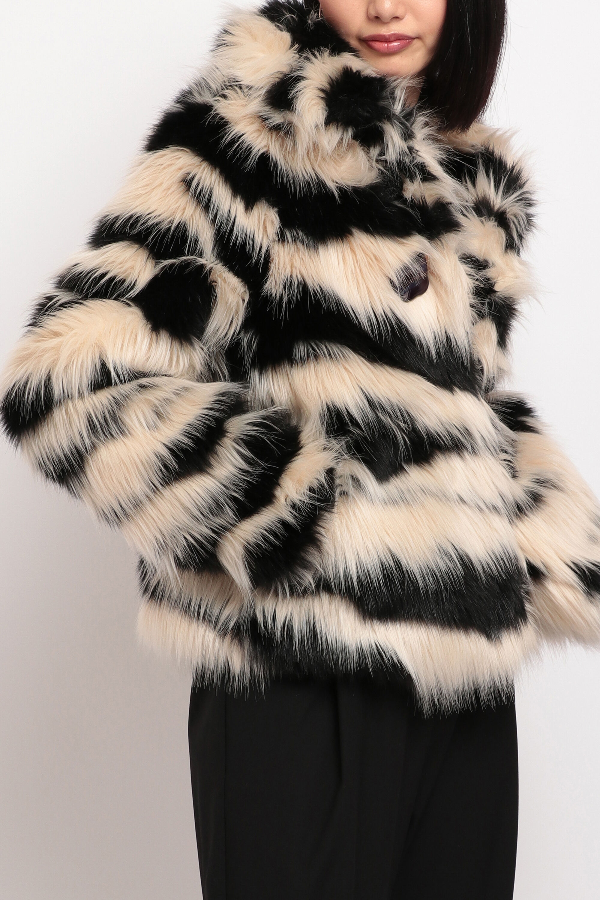 Chaqueta hot sale peluche desigual