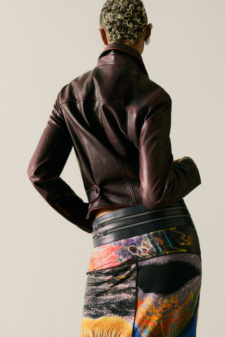 Bordeauxkleurige jas met leerlook