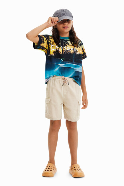 Cargo pocket Bermuda shorts