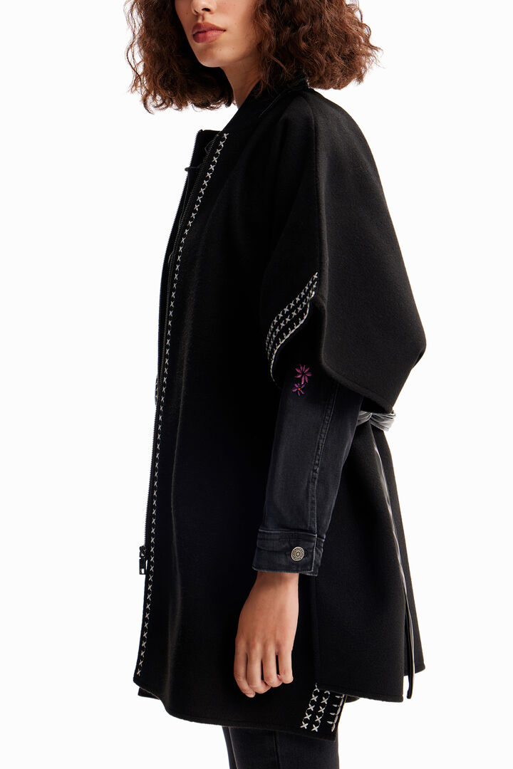 Embroidered belted poncho | Desigual