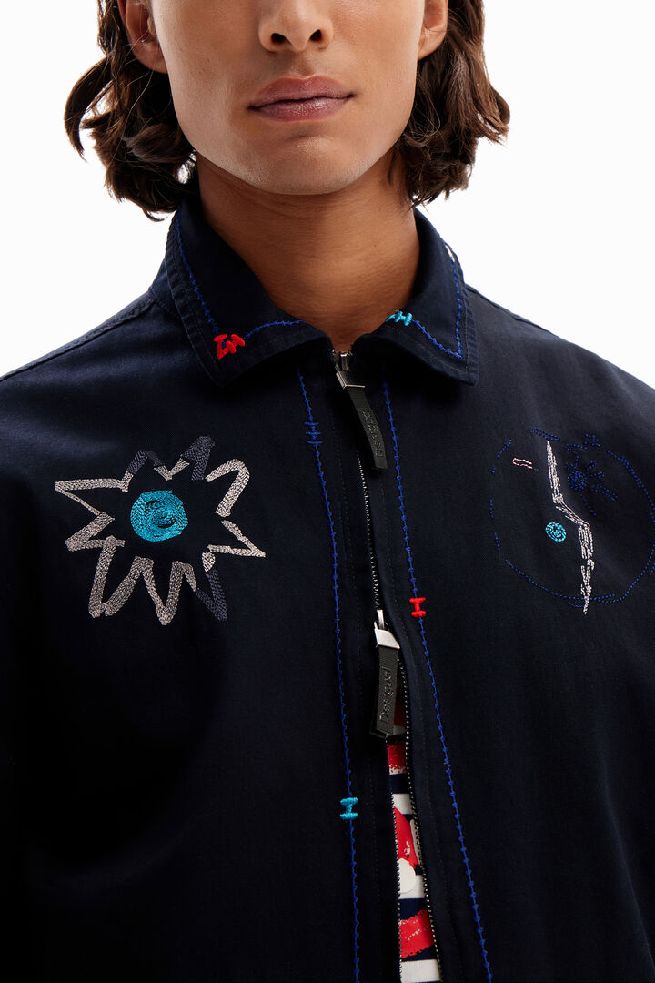 Jacket with embroidered details. | Desigual