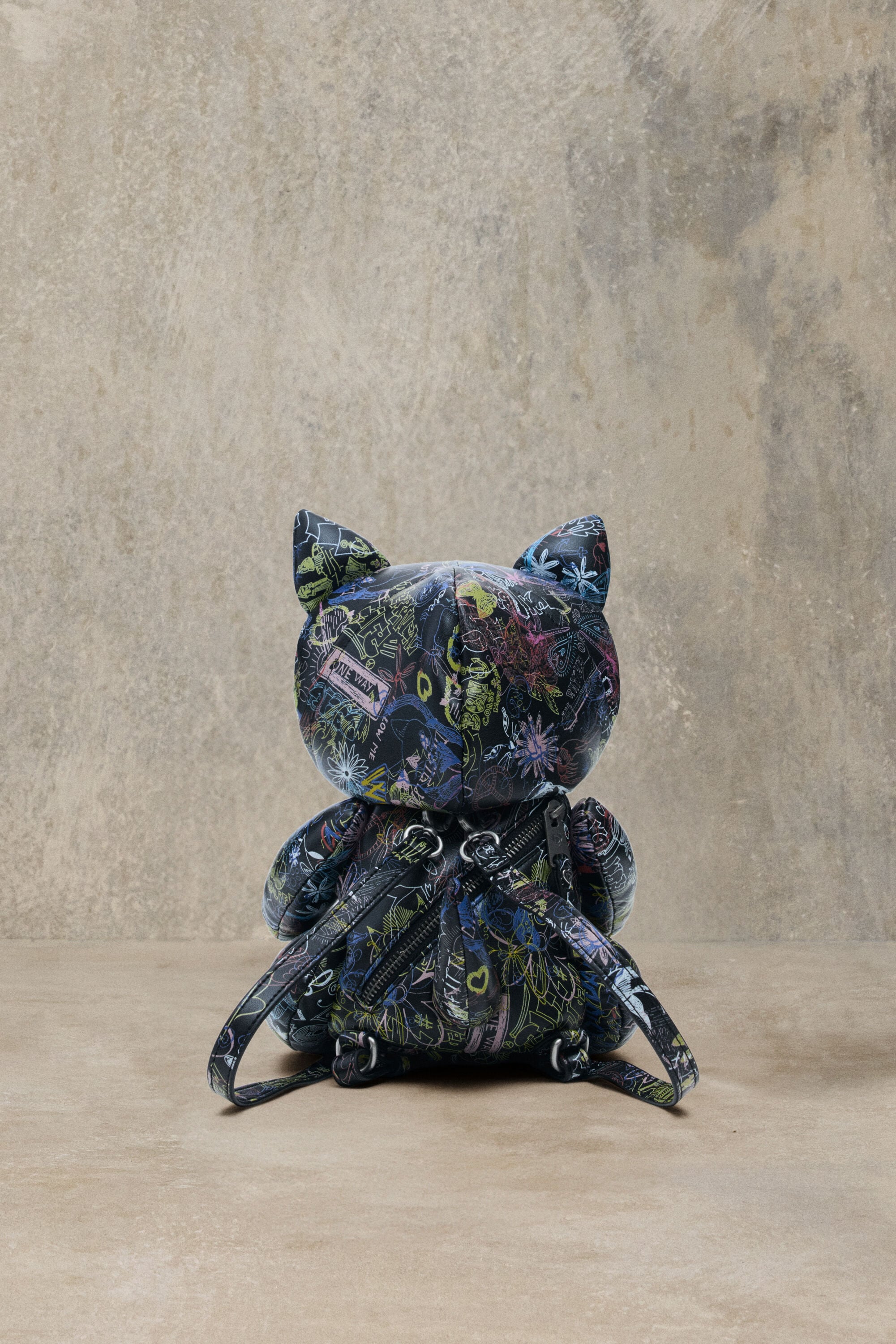 Small graffiti studio backpack Women's accessories I Desigual.com