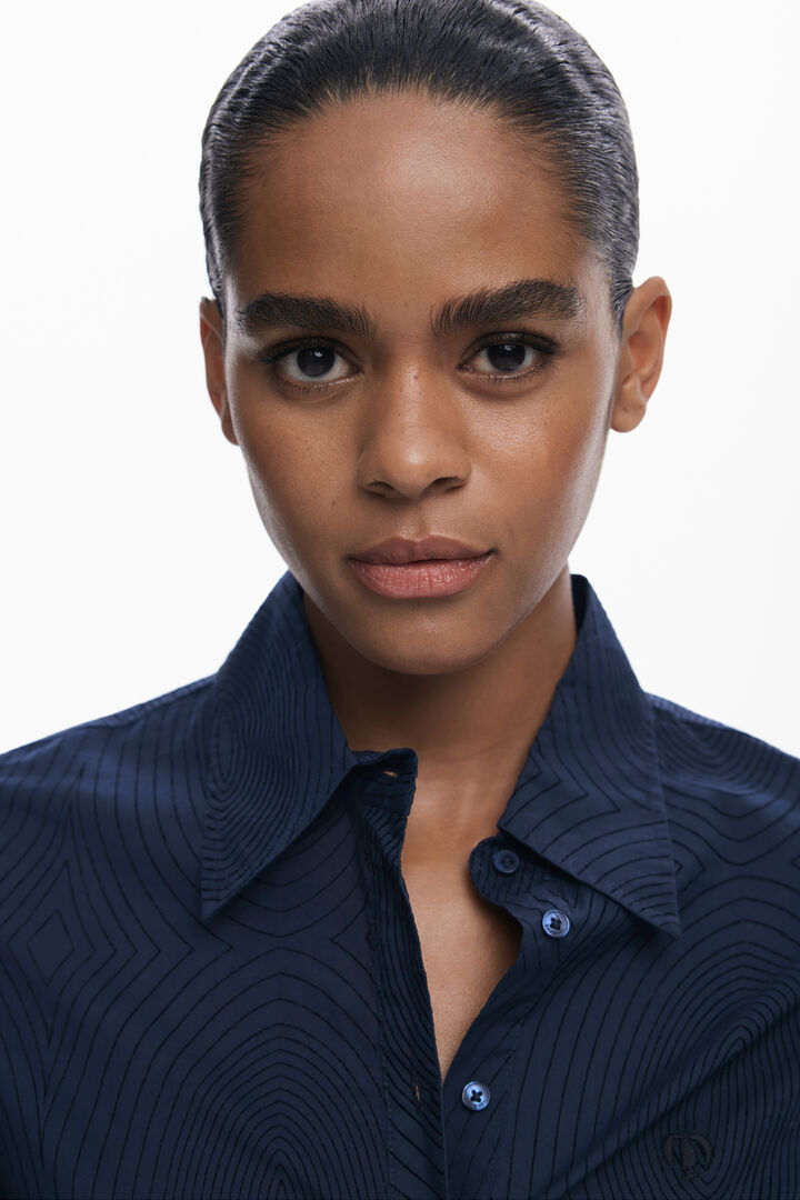 Camisa lisa texturas | Desigual