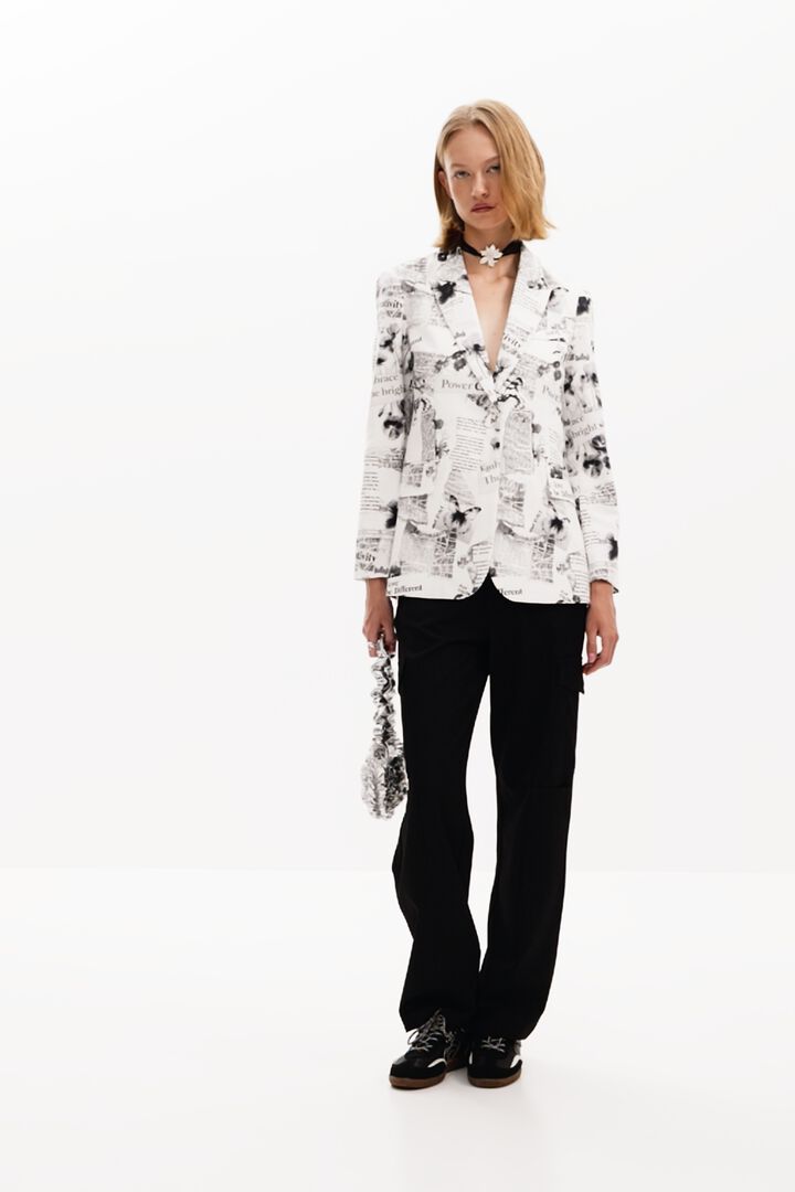 Straight blazer with text and flowers | Desigual