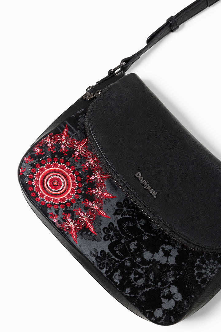  | Desigual
