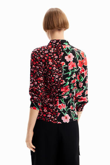 Aangerimpelde blouse met bloemen | Desigual