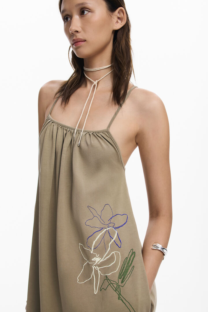 Kleid mit geradem Ausschnitt | Desigual