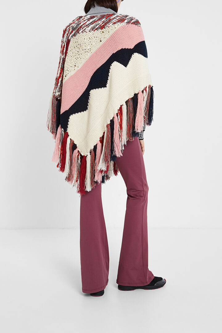 Knit patch poncho | Desigual