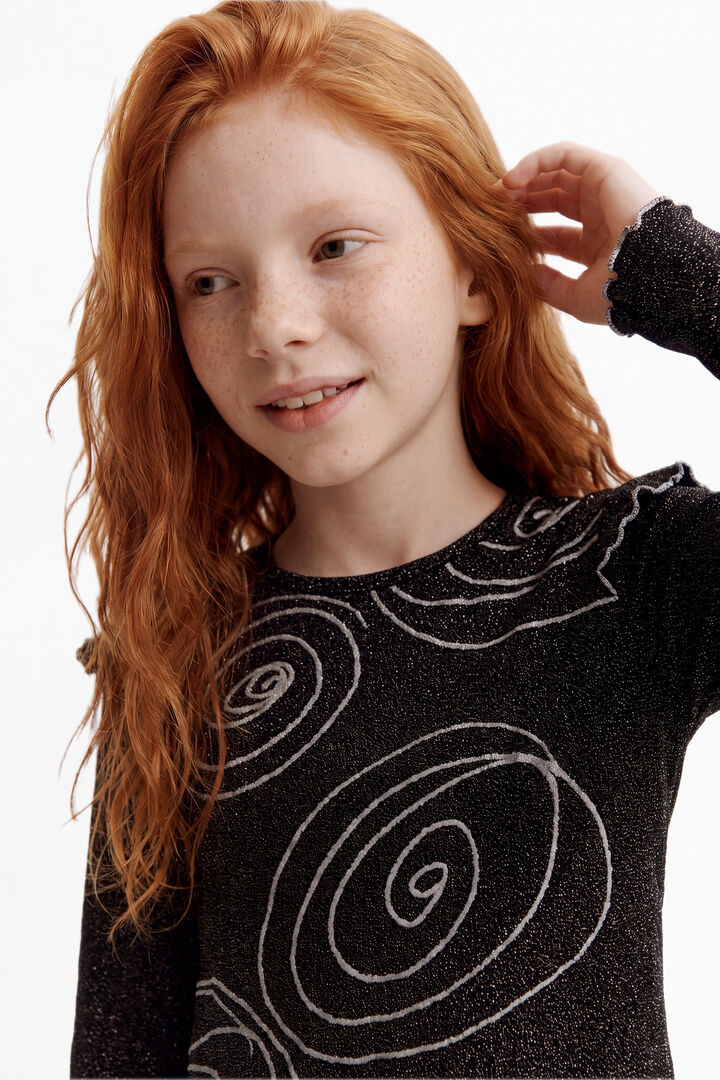 long sleeve t-shirt with spirals