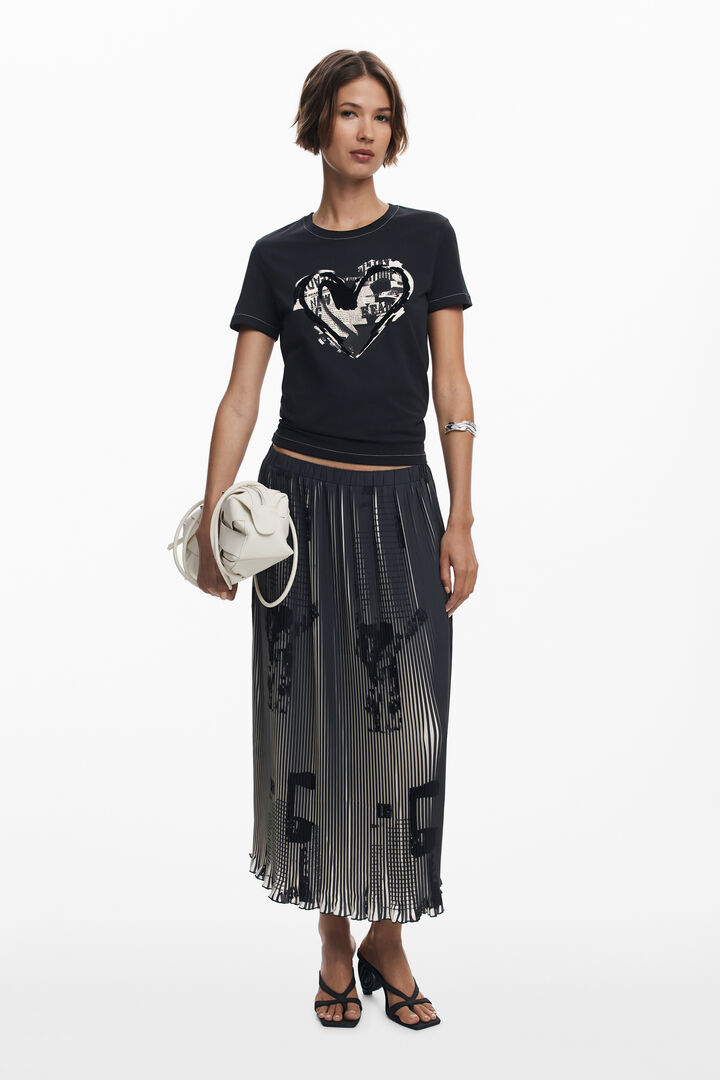 Newspaper heart T-shirt | Desigual