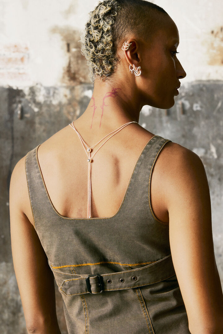 Blusa de alças justa