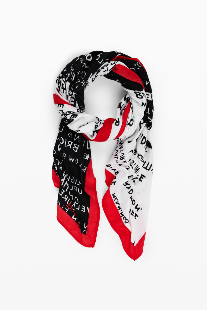 Fulard lettering | Desigual