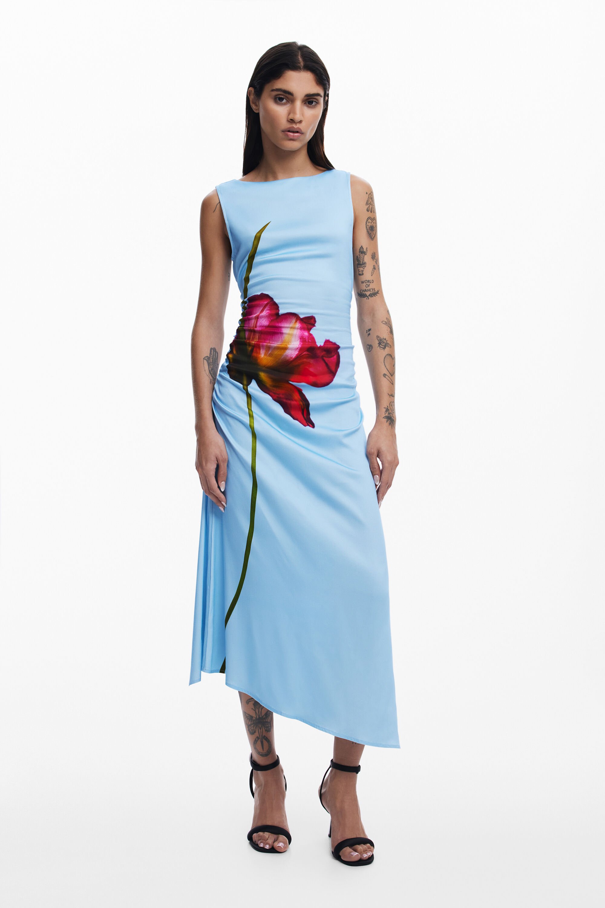 Asymmetrisches Kleid in Orchideenfarbe